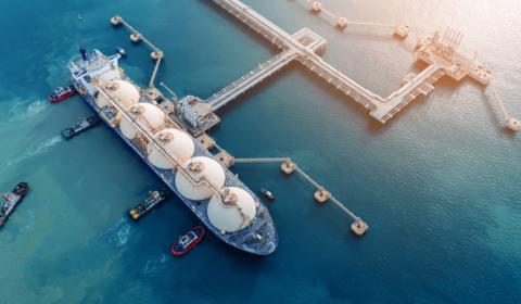 Methane freighter export import transportation bay