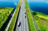 Transport routier moderne favorisant une logistique efficace et une connectivité durable.