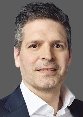 Portrait Philipp Karmires